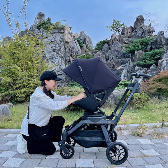 G5 Stroller - Black Seat with Black Frame